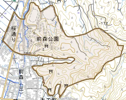 桜通りとその周辺の地図。町の範囲を重ねている
