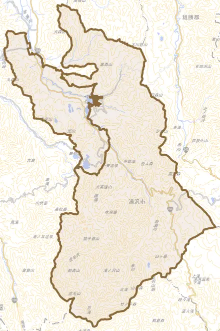 皆瀬とその周辺の地図。町の範囲を重ねている