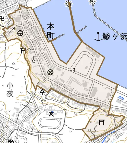 大字本町とその周辺の地図。町の範囲を重ねている