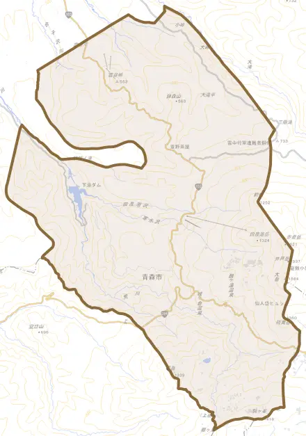 大字荒川とその周辺の地図。町の範囲を重ねている
