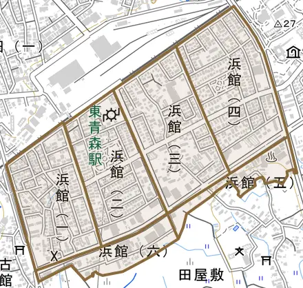 浜館とその周辺の地図。町の範囲を重ねている