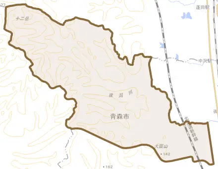 大字後潟とその周辺の地図。町の範囲を重ねている