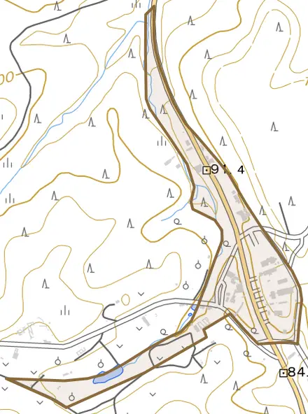 字大学沢とその周辺の地図。町の範囲を重ねている