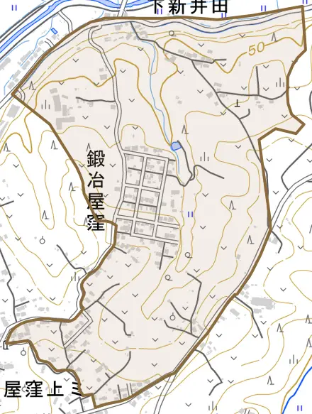 字鍜冶屋窪とその周辺の地図。町の範囲を重ねている