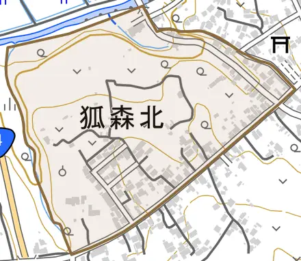 字狐森北とその周辺の地図。町の範囲を重ねている