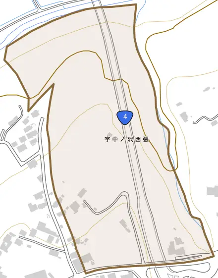 字中ノ沢西張とその周辺の地図。町の範囲を重ねている