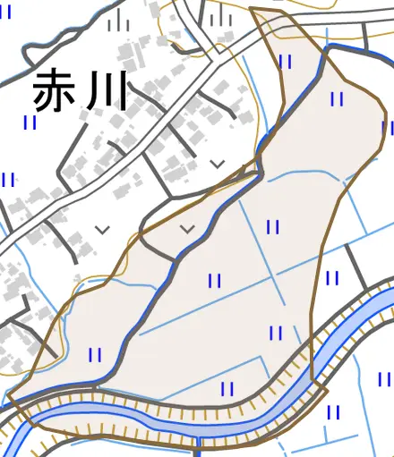 字赤川前とその周辺の地図。町の範囲を重ねている