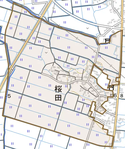 大字桜田とその周辺の地図。町の範囲を重ねている