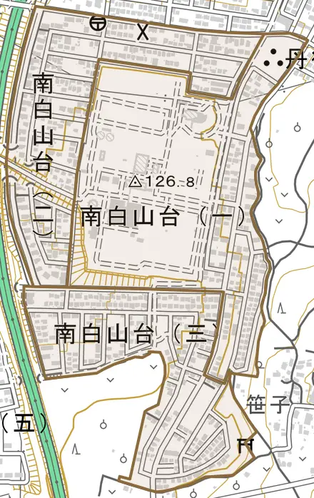 南白山台とその周辺の地図。町の範囲を重ねている