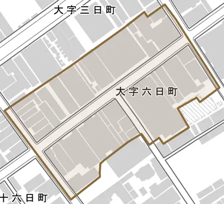 大字六日町とその周辺の地図。町の範囲を重ねている