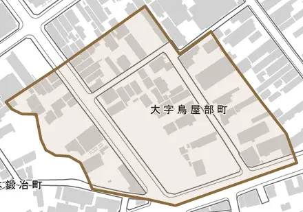 大字鳥屋部町とその周辺の地図。町の範囲を重ねている
