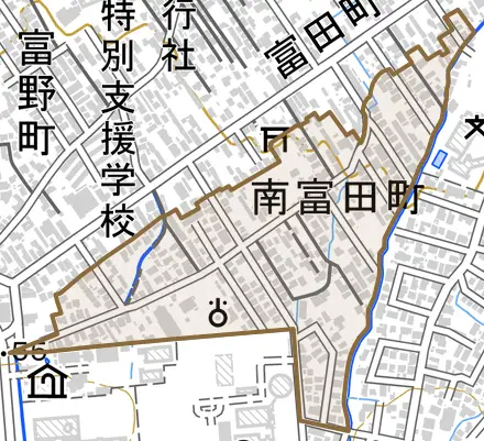 大字南富田町とその周辺の地図。町の範囲を重ねている