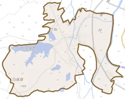 大字三和とその周辺の地図。町の範囲を重ねている