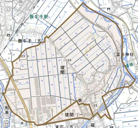 大字境関とその周辺の地図。町の範囲を重ねている