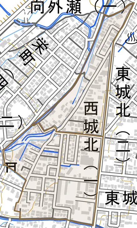 大字西城北とその周辺の地図。町の範囲を重ねている