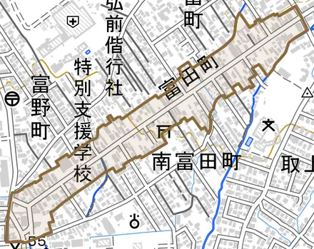 大字富田町とその周辺の地図。町の範囲を重ねている