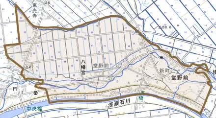 大字堂野前とその周辺の地図。町の範囲を重ねている