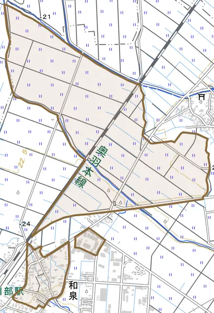 大字和泉とその周辺の地図。町の範囲を重ねている