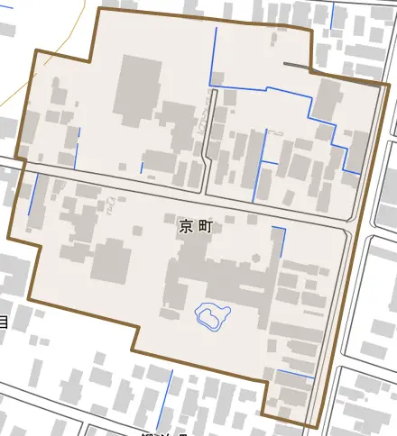 京町とその周辺の地図。町の範囲を重ねている