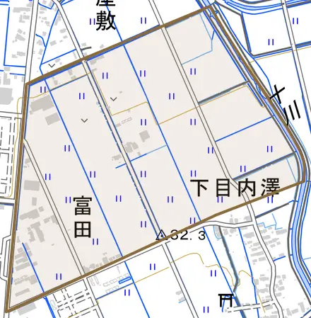 富田とその周辺の地図。町の範囲を重ねている
