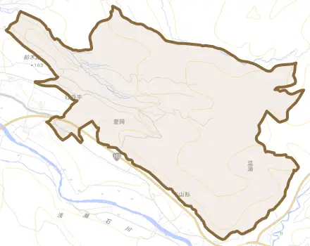 大字豊岡とその周辺の地図。町の範囲を重ねている