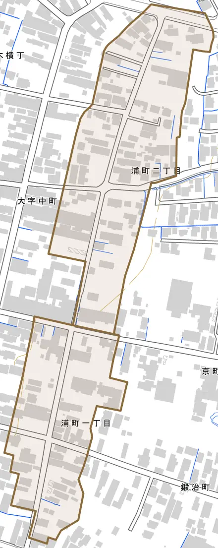 浦町とその周辺の地図。町の範囲を重ねている
