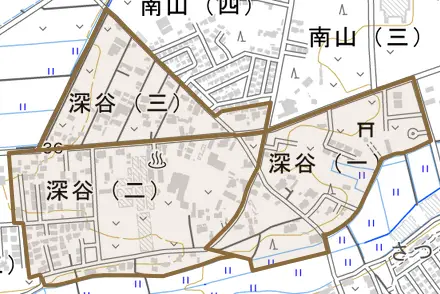 深谷とその周辺の地図。町の範囲を重ねている