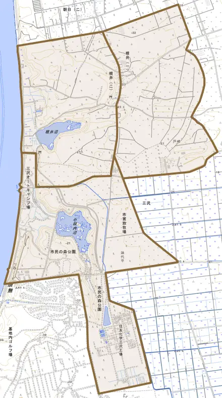 根井とその周辺の地図。町の範囲を重ねている
