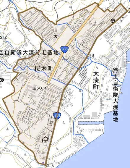 桜木町とその周辺の地図。町の範囲を重ねている