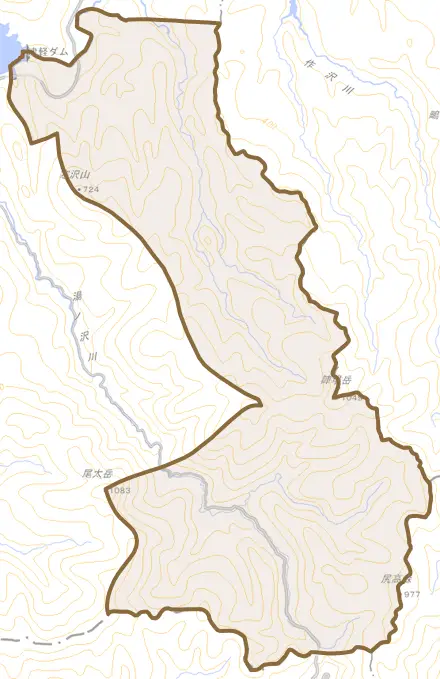 大字居森平とその周辺の地図。町の範囲を重ねている
