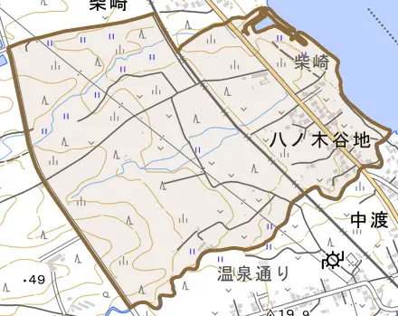 字八ノ木谷地とその周辺の地図。町の範囲を重ねている