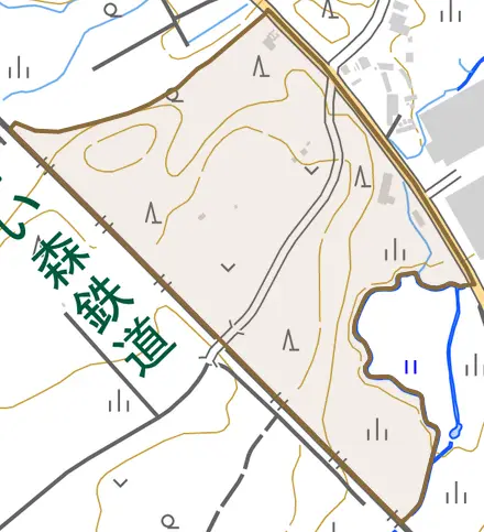 字二十平とその周辺の地図。町の範囲を重ねている