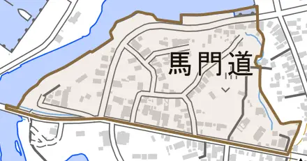 字馬門道とその周辺の地図。町の範囲を重ねている