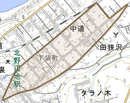 字中道とその周辺の地図。町の範囲を重ねている