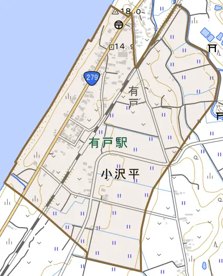 字小沢平とその周辺の地図。町の範囲を重ねている
