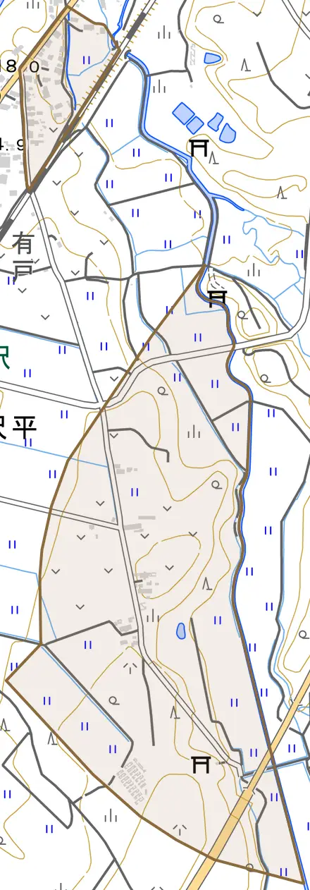 字下道とその周辺の地図。町の範囲を重ねている