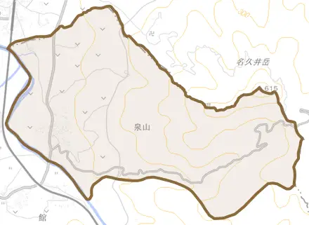 大字泉山とその周辺の地図。町の範囲を重ねている