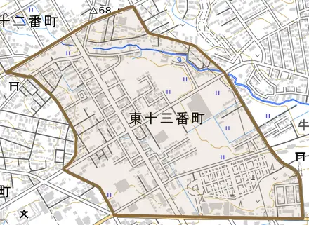 東十三番町とその周辺の地図。町の範囲を重ねている