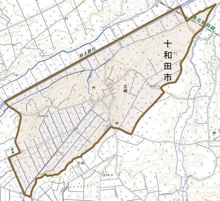 大字立崎とその周辺の地図。町の範囲を重ねている