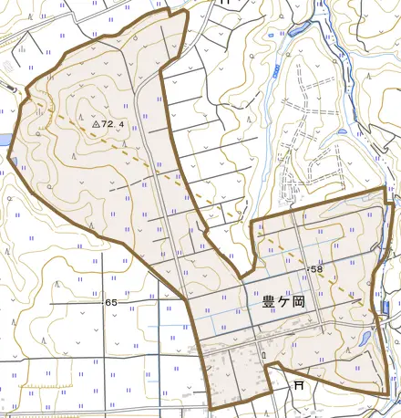 大字豊ケ岡とその周辺の地図。町の範囲を重ねている