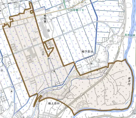 柏上古川とその周辺の地図。町の範囲を重ねている