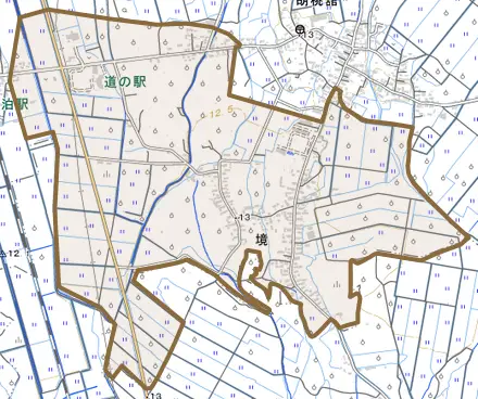 大字境とその周辺の地図。町の範囲を重ねている