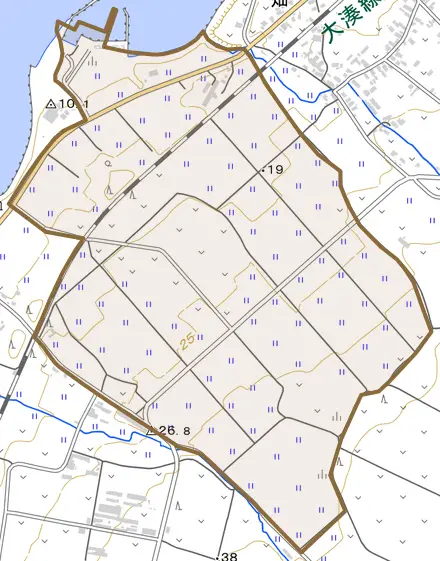 稲荷平とその周辺の地図。町の範囲を重ねている