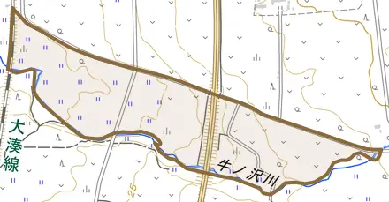 牛ノ沢川目とその周辺の地図。町の範囲を重ねている