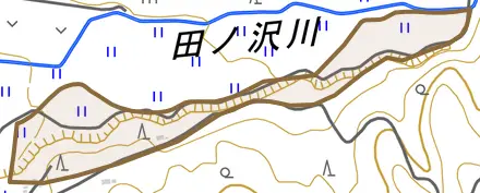 上田ノ沢とその周辺の地図。町の範囲を重ねている
