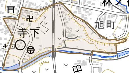 寺下とその周辺の地図。町の範囲を重ねている