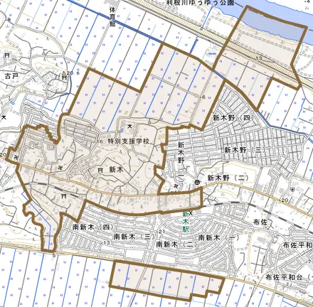 新木とその周辺の地図。町の範囲を重ねている