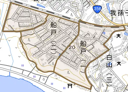 船戸とその周辺の地図。町の範囲を重ねている