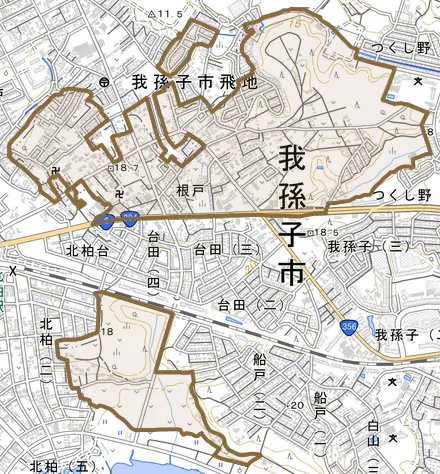 根戸とその周辺の地図。町の範囲を重ねている
