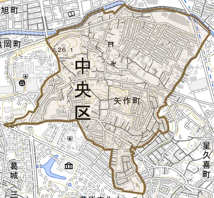 矢作町とその周辺の地図。町の範囲を重ねている